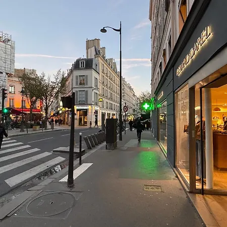 Maison Passy - Quiet Near Eiffel Tower Parigi